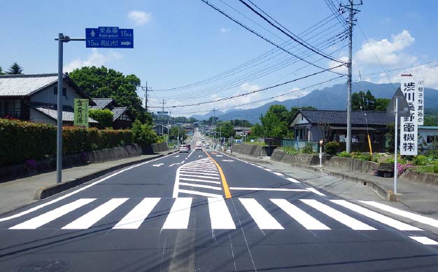 東吾妻線　舗装工事の画像